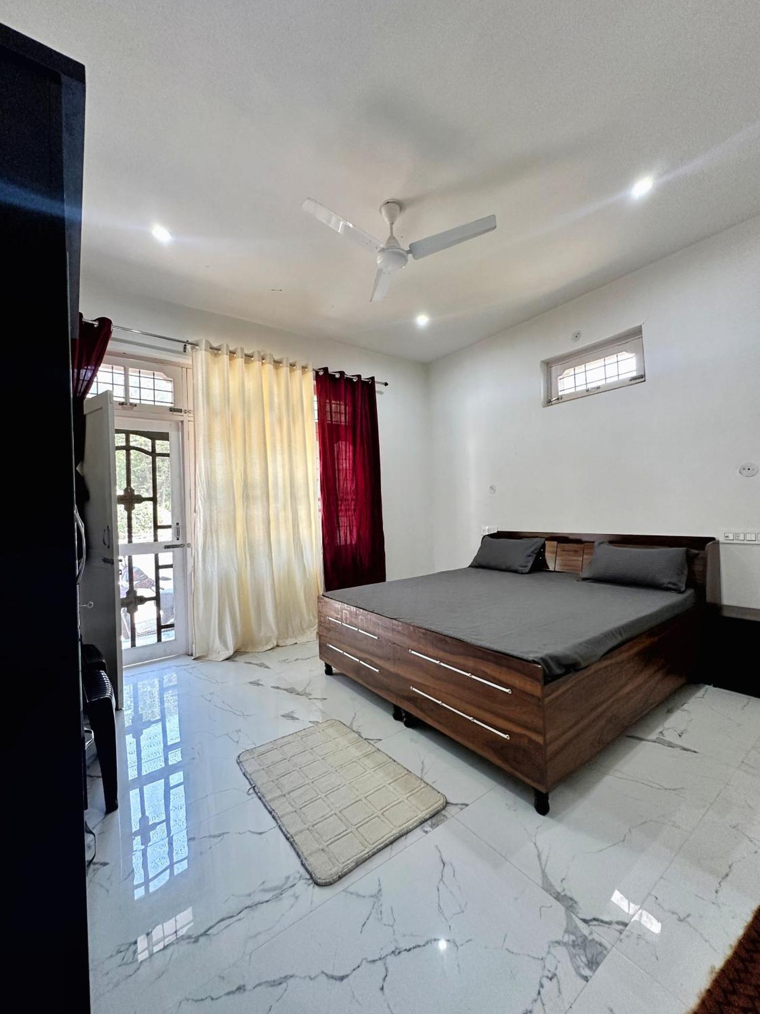 Baseraa Bir - 4Bhk Home Kültér fotó